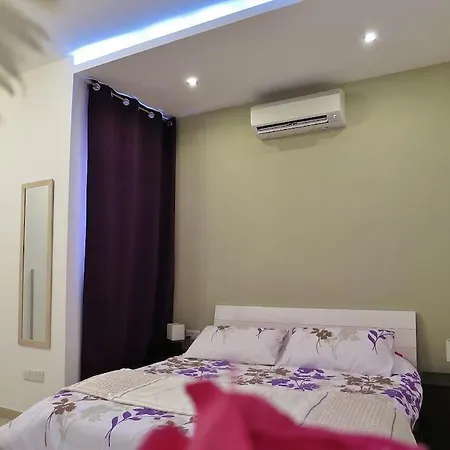 Modern Luxury Penthouse In Perfect Location Διαμέρισμα Σλιέμα