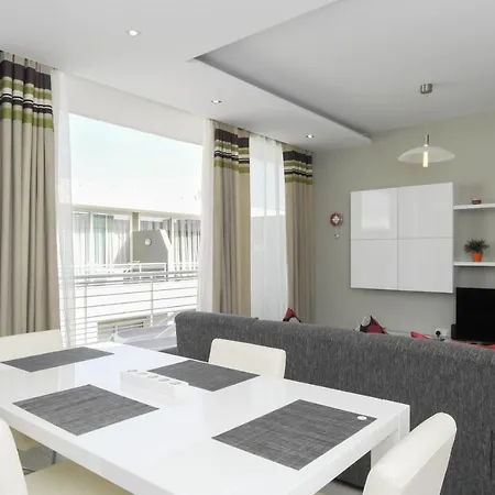 Modern Luxury Penthouse In Perfect Location Apartmán *